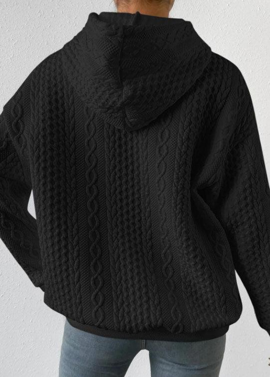 Jacquard hoodie: comfort and style combined