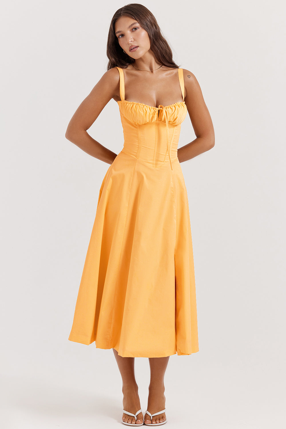 SAINT-TROPEZ | Leichte und elegante Sommerkleid für maximalen Komfort