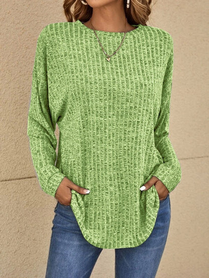 Maglione classico a maniche lunghe: Comfort e stile nella vita quotidiana 